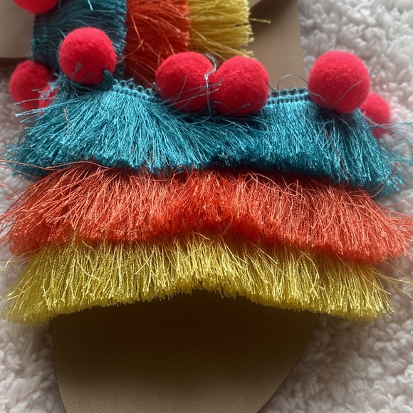 New with tags without box Aldo slip ons sandals size 7 women’s - Picture 3 of 6